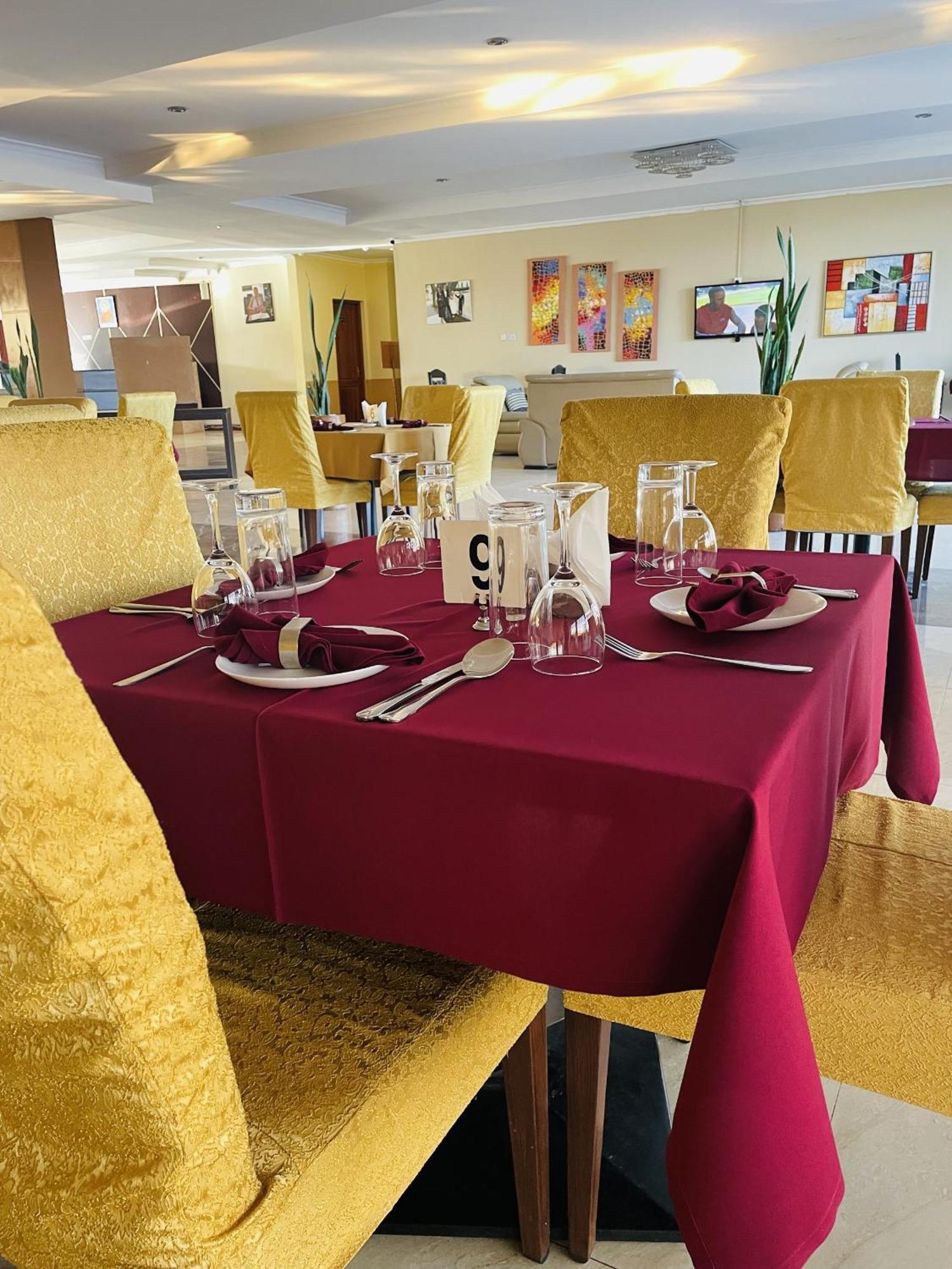 Nashera Hotels Dodoma Esterno foto