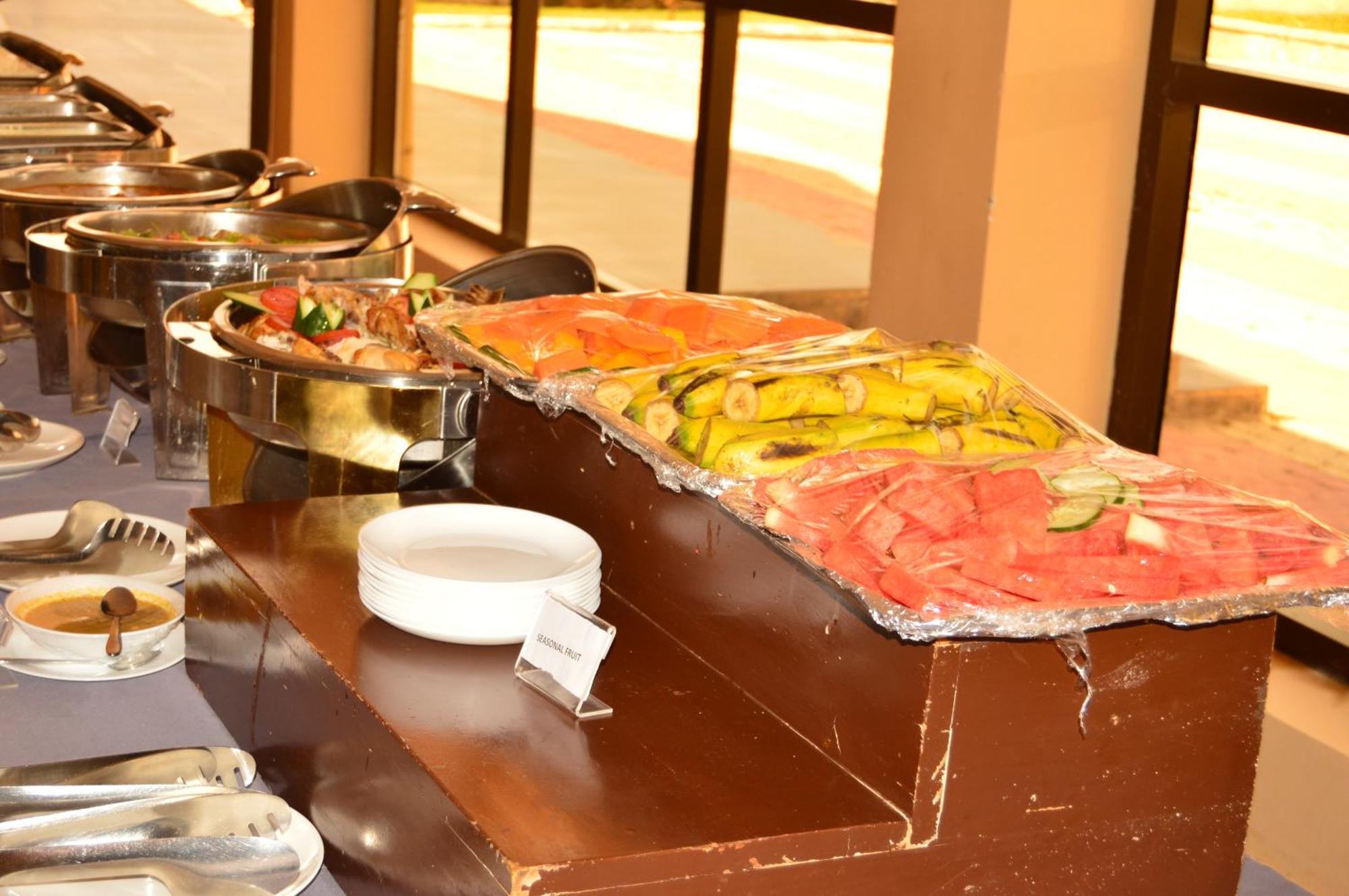 Nashera Hotels Dodoma Esterno foto